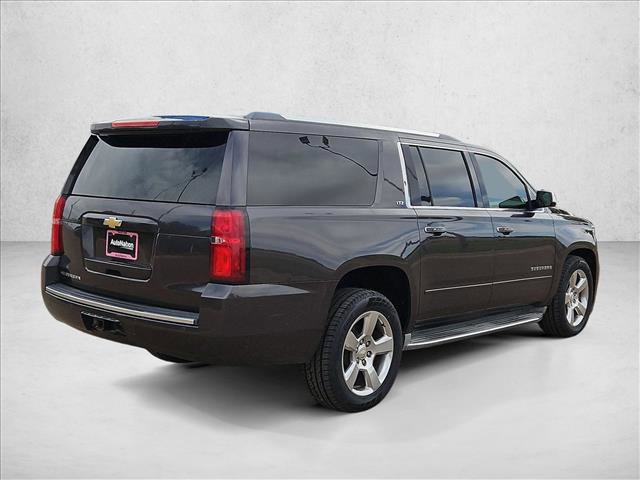 Used 2015 Chevrolet Suburban LTZ RWD image 18