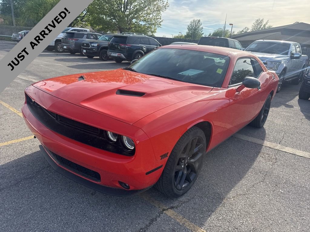 Used 2023 Dodge Challenger SXT w/ Blacktop Package image 1