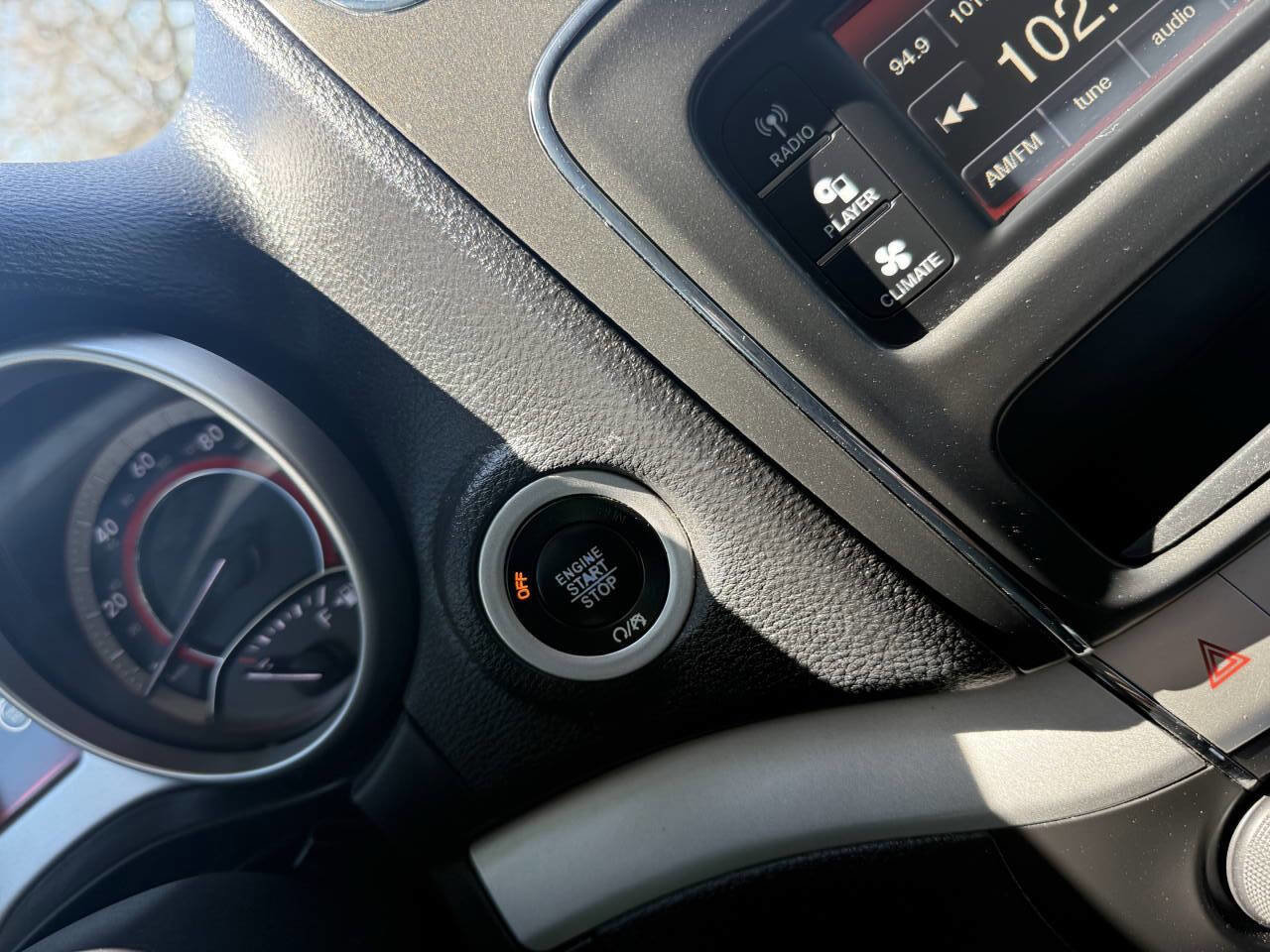 Used 2017 Dodge Journey SE image 14