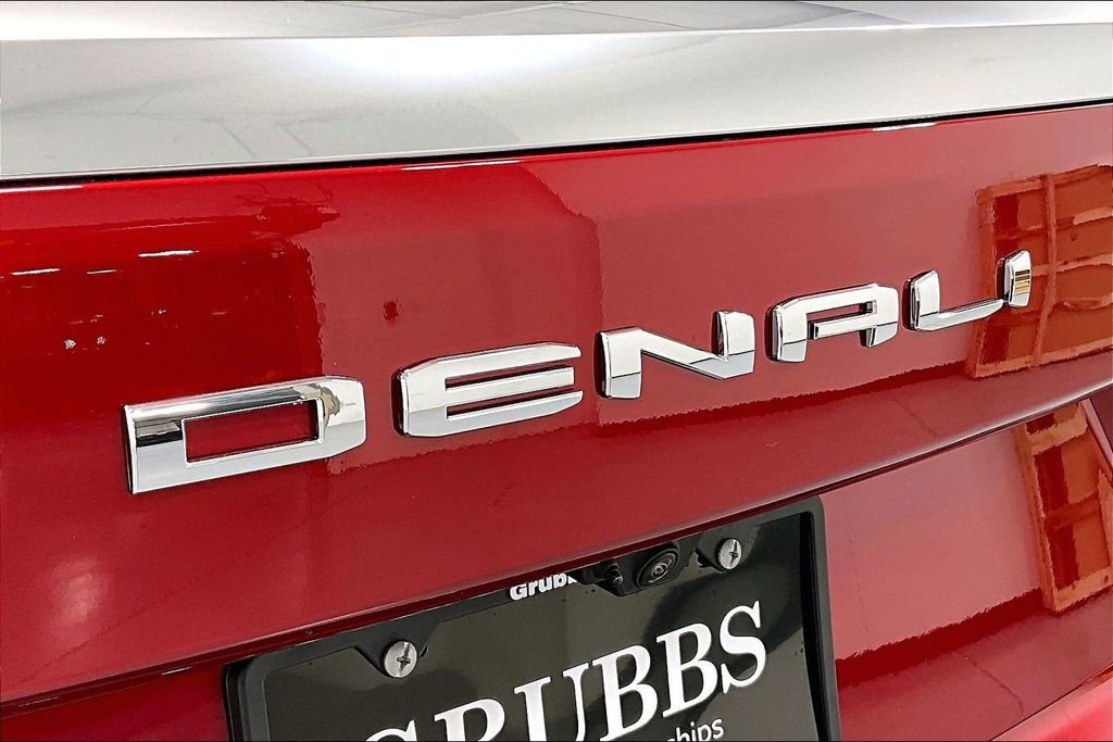 New 2026 GMC Yukon Denali w/ Sun & Power Step Package AWD/4WD image 31