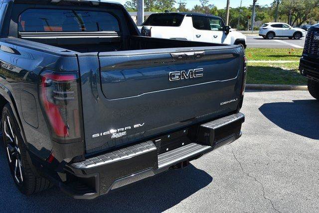New 2025 GMC Sierra EV Denali image 10