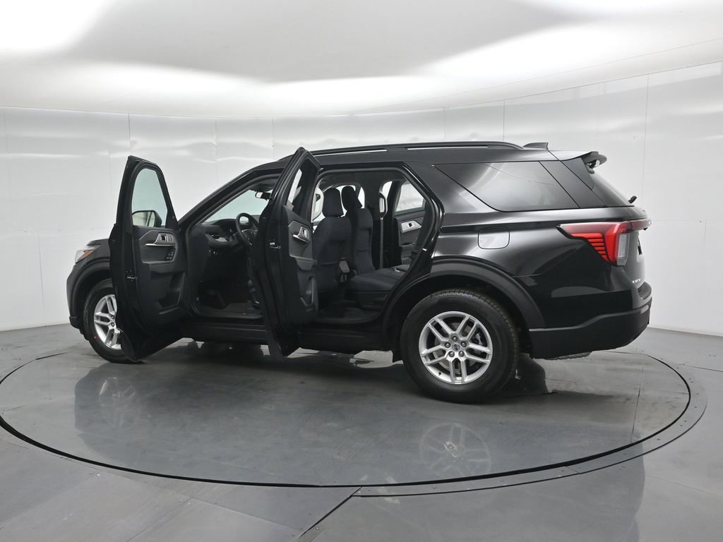 New 2026 Ford Explorer Active RWD image 33