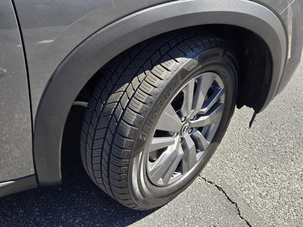 Certified 2025 Nissan Pathfinder SV image 6