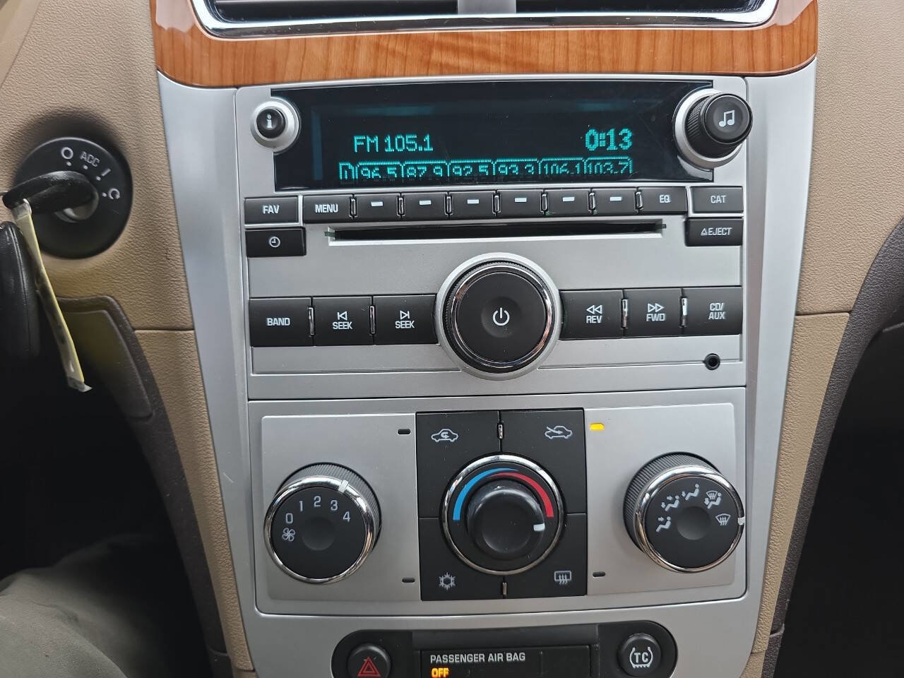 Used 2010 Chevrolet Malibu LT w/ Power Convenience Package image 14