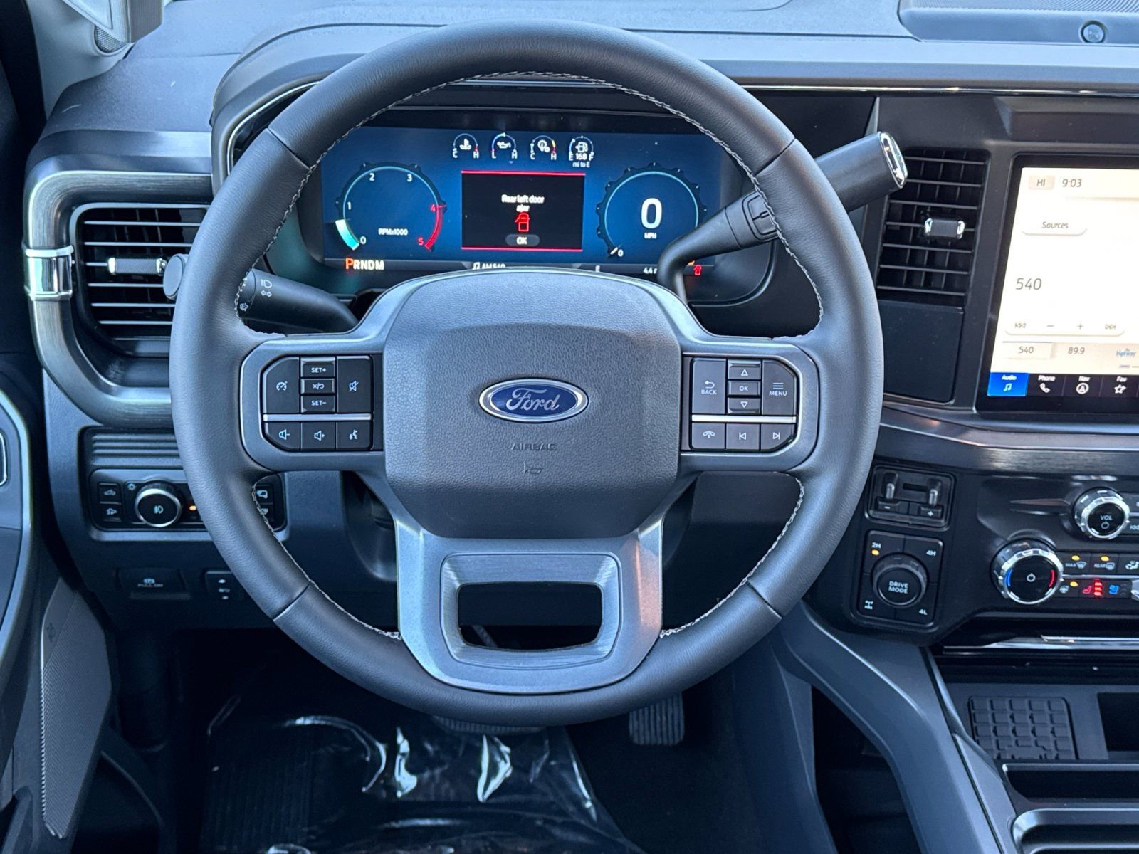 New 2026 Ford F350 Lariat w/ FX4 Off-Road Package image 15