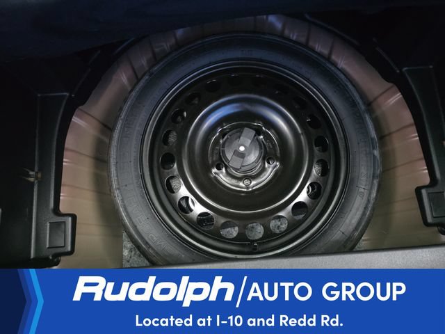 Used 2022 Chevrolet Equinox LT FWD image 28