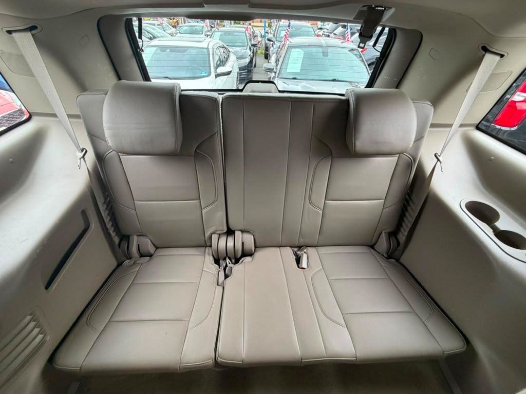Used 2016 Chevrolet Tahoe LTZ AWD/4WD image 31