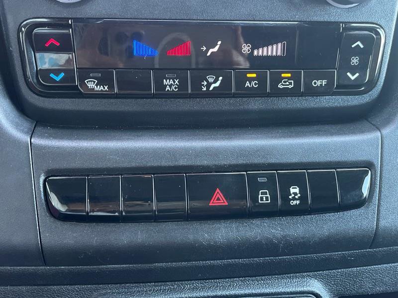 Used 2023 RAM ProMaster 2500 image 24