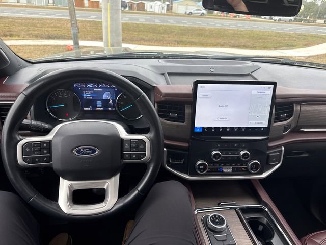Used 2024 Ford Expedition Max Limited image 5
