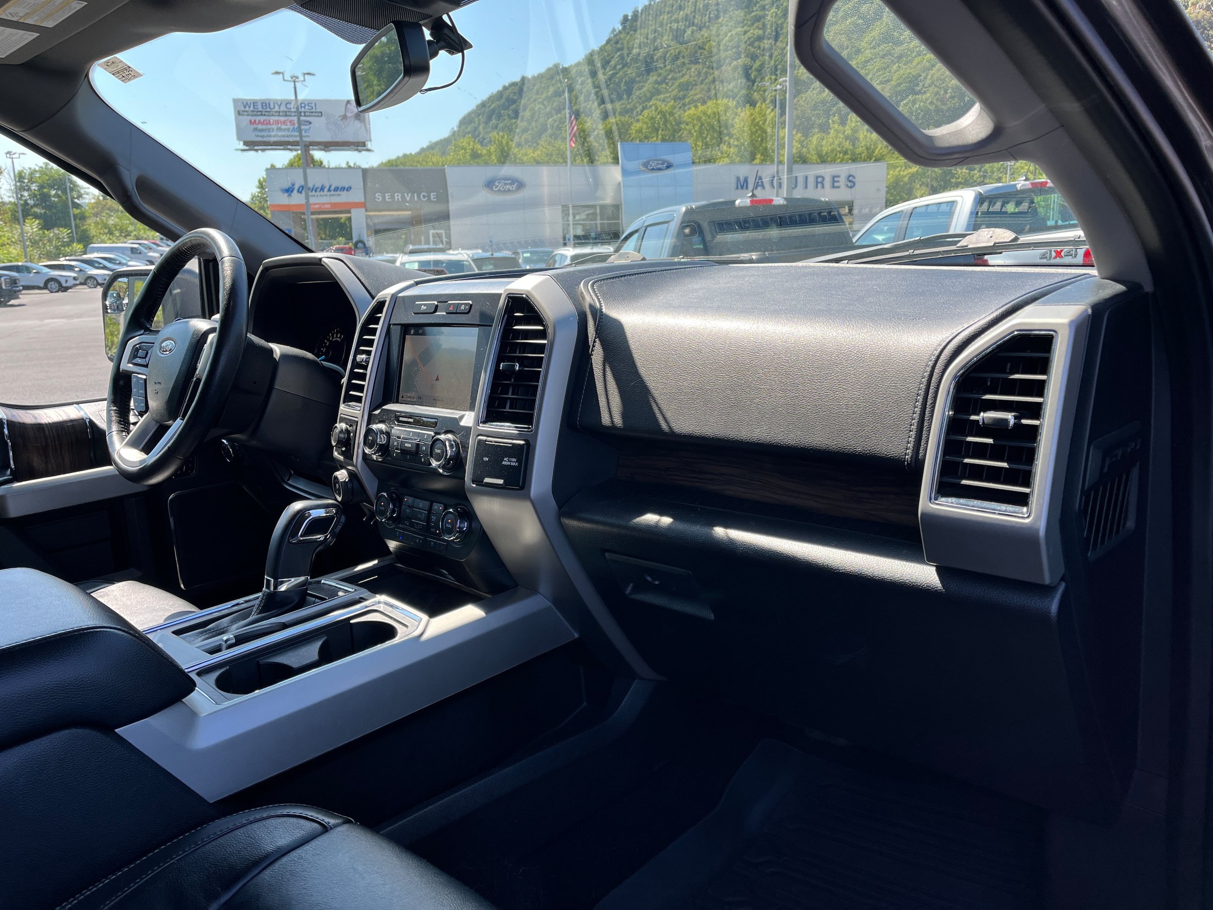 Used 2019 Ford F150 Lariat w/ Trailer Tow Package AWD/4WD image 7