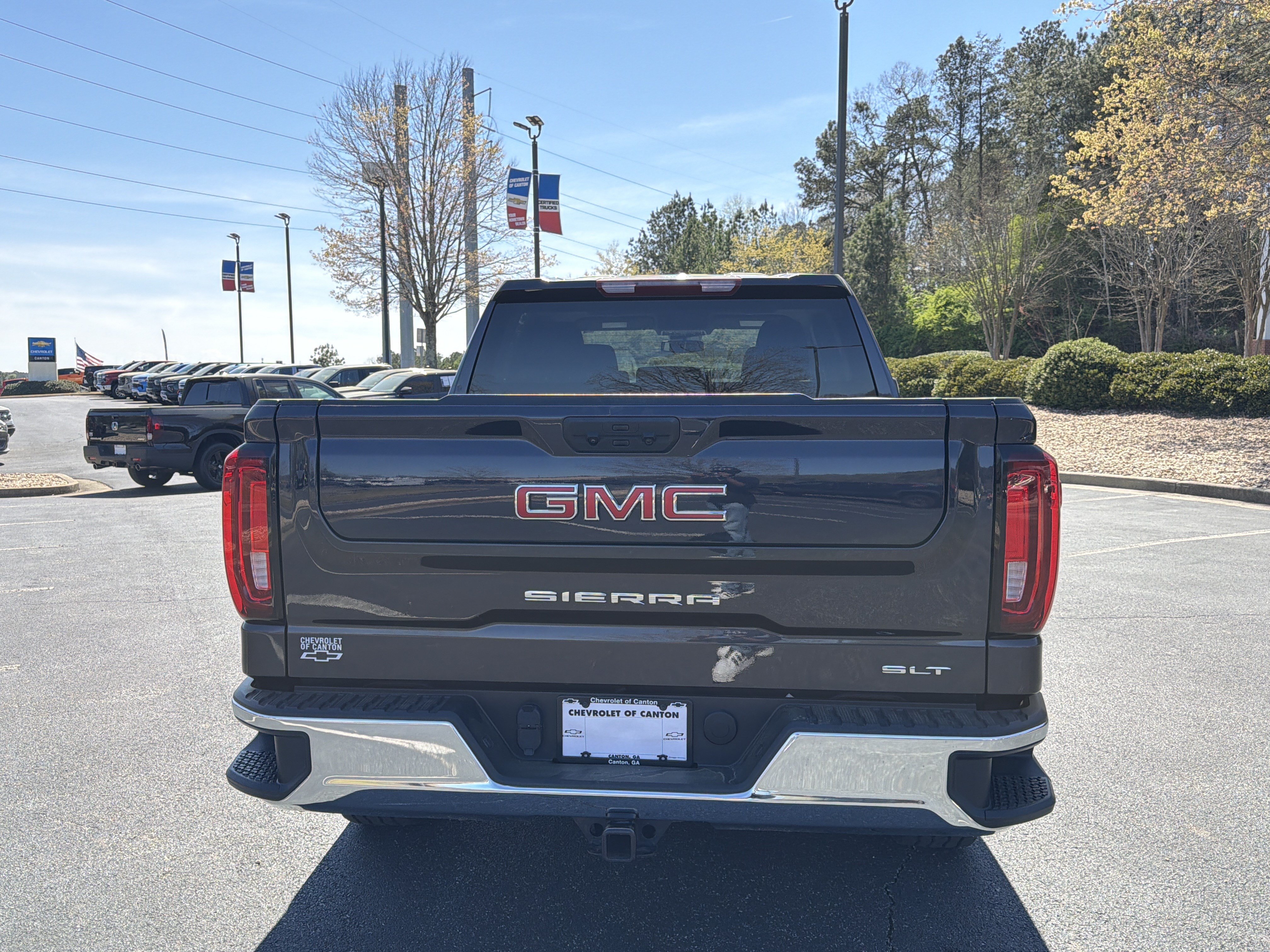 Used 2025 GMC Sierra 1500 SLT AWD/4WD image 6