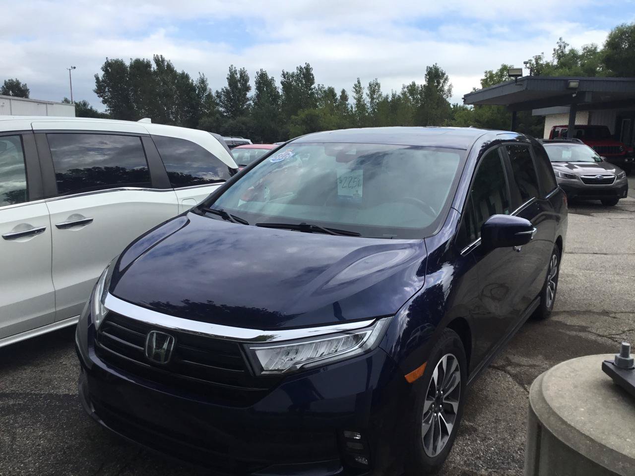 Used 2023 Honda Odyssey EX-L image 24