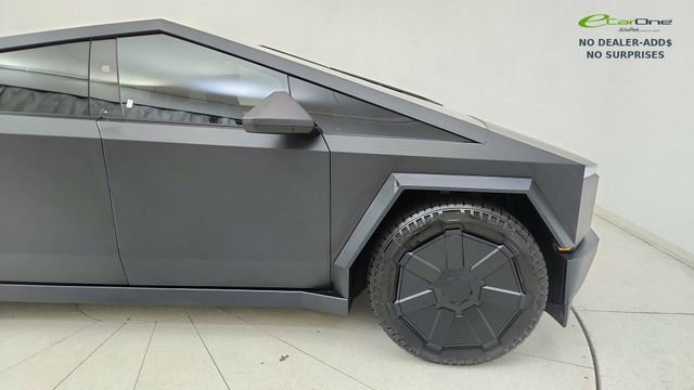 Used 2024 Tesla Cybertruck AWD Crew Cab image 7