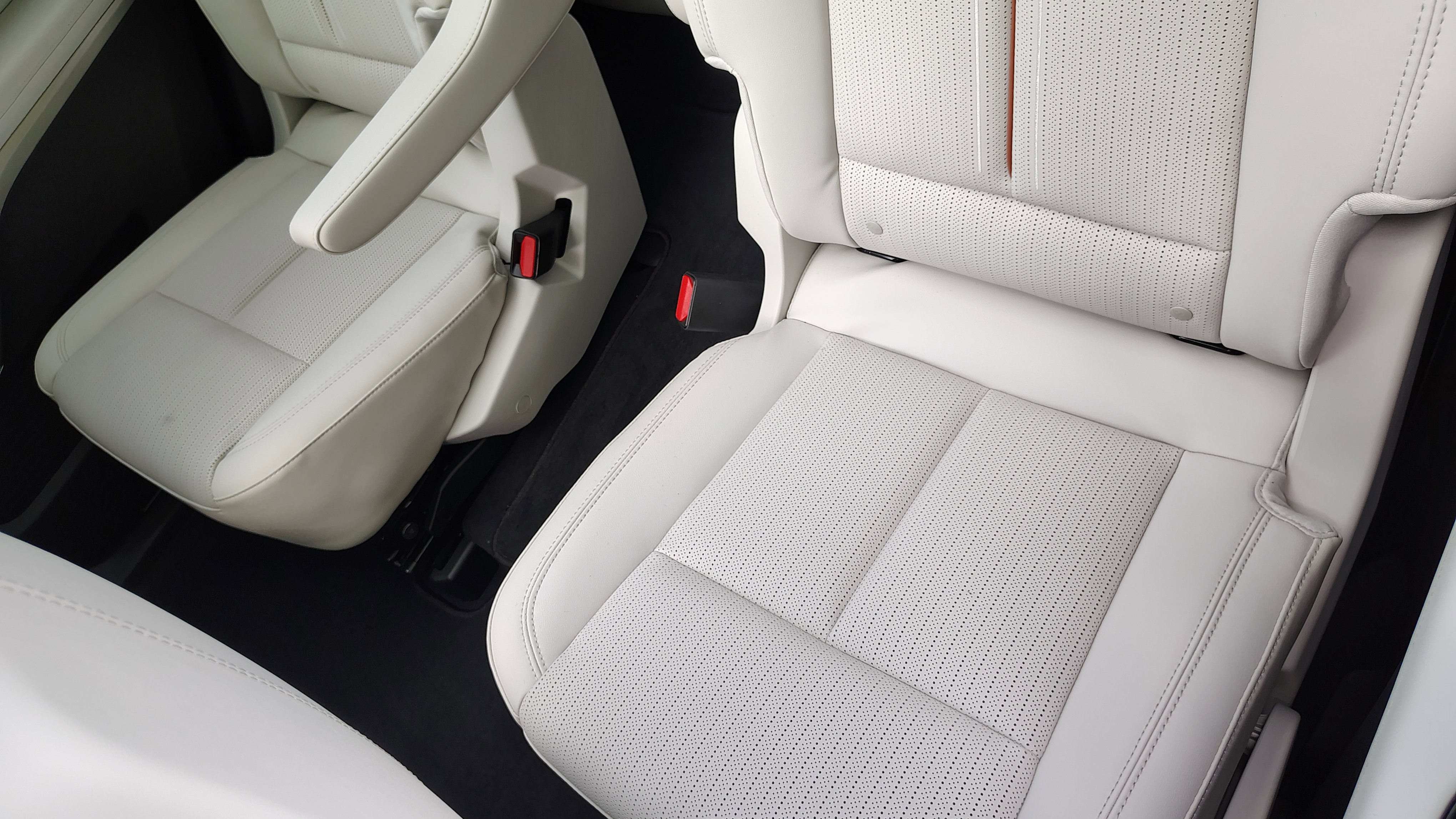 New 2026 Cadillac Vistiq Sport image 27