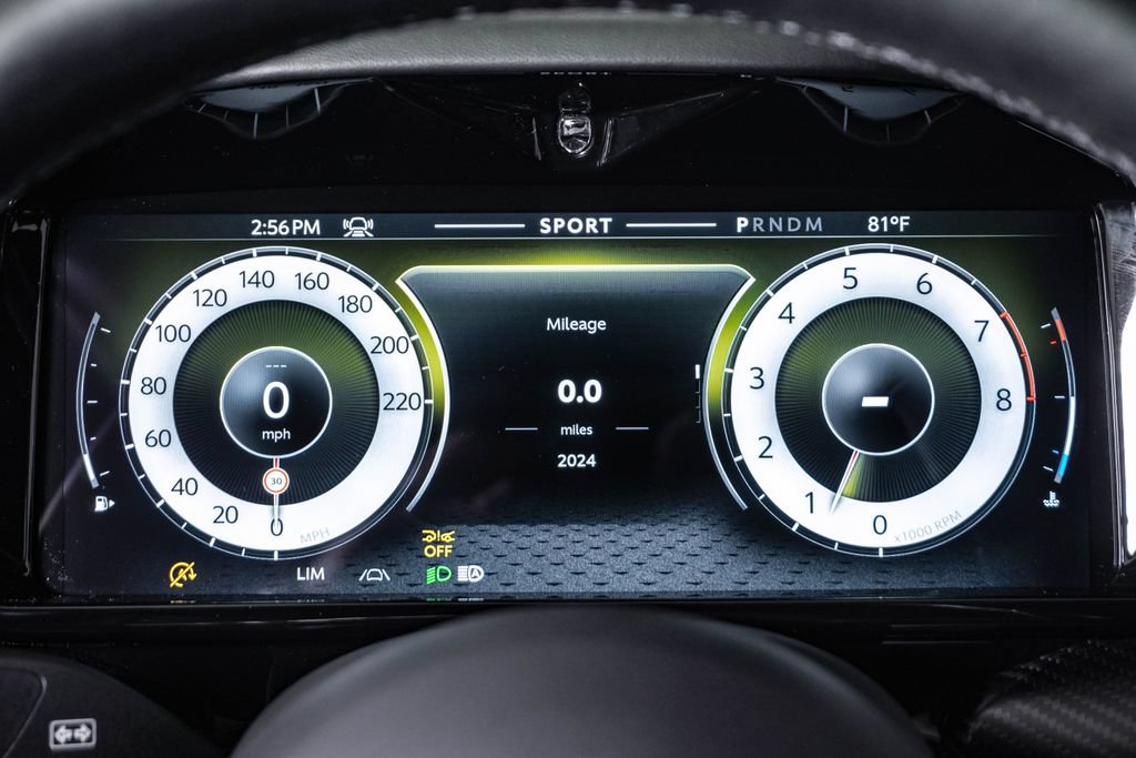 Used 2026 Aston Martin V8 Vantage S RWD image 26