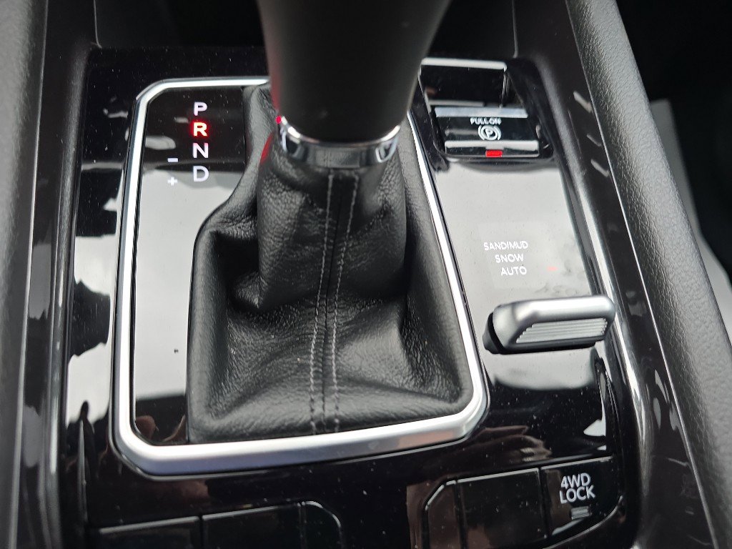 Used 2025 Jeep Compass Latitude image 29