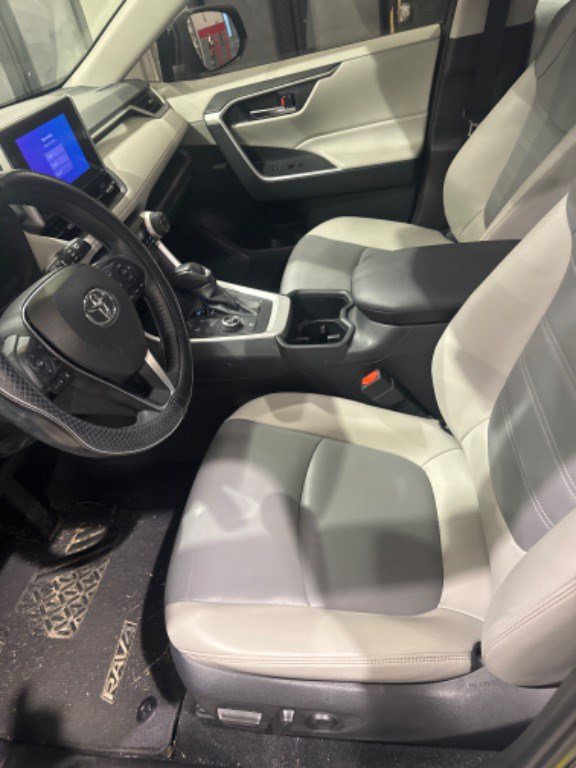 Certified 2023 Toyota RAV4 XLE Premium image 40