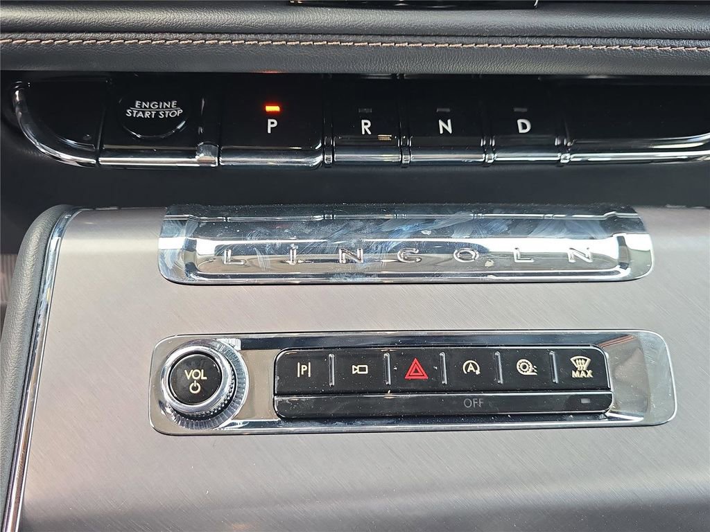 New 2026 Lincoln Aviator 2WD image 17