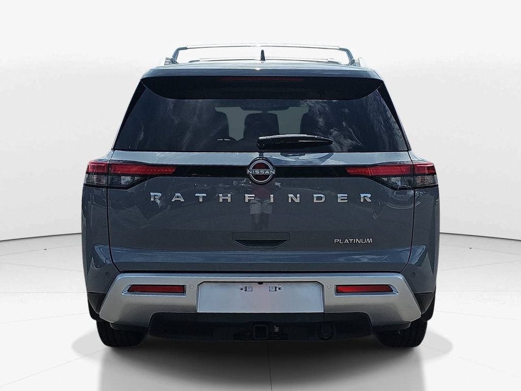 Used 2024 Nissan Pathfinder Platinum FWD image 7