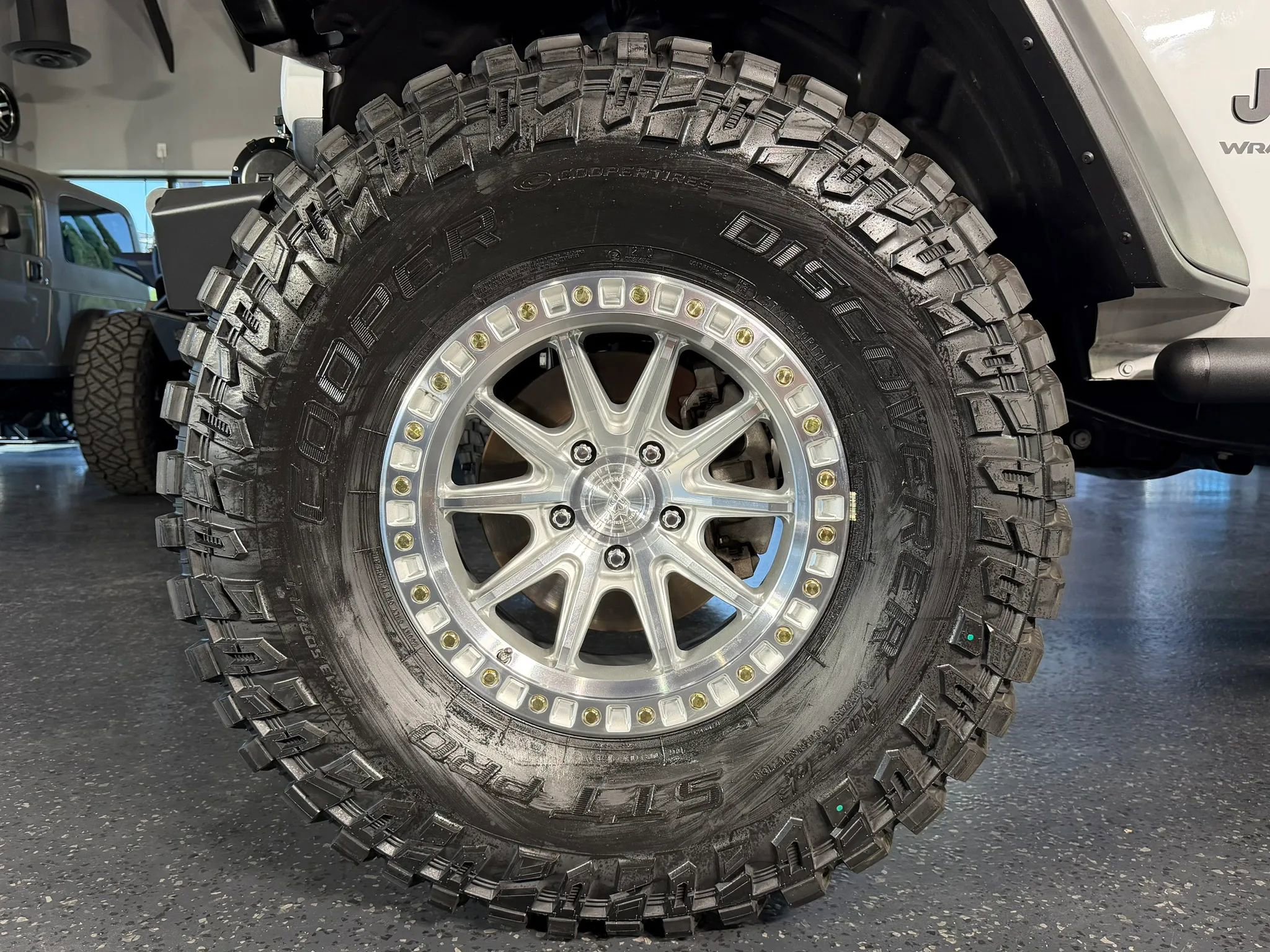 Used 2025 Jeep Wrangler Unlimited Rubicon image 25