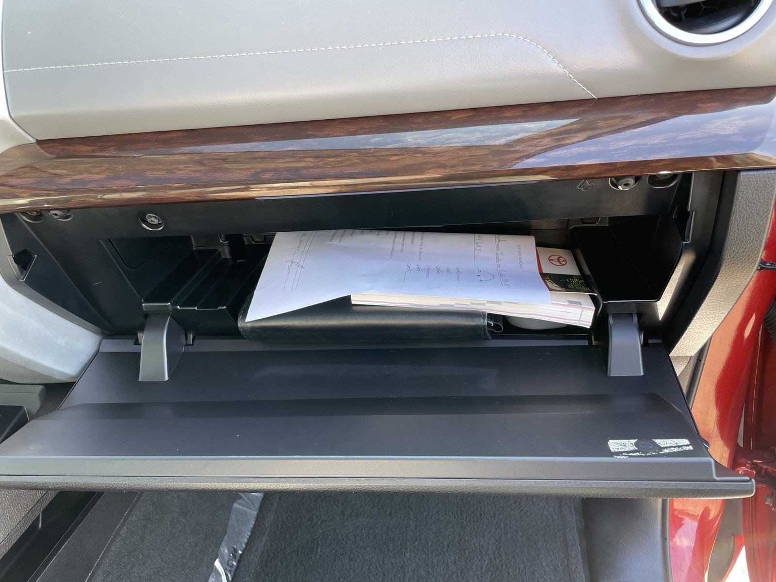 Used 2015 Toyota Tundra Limited image 43