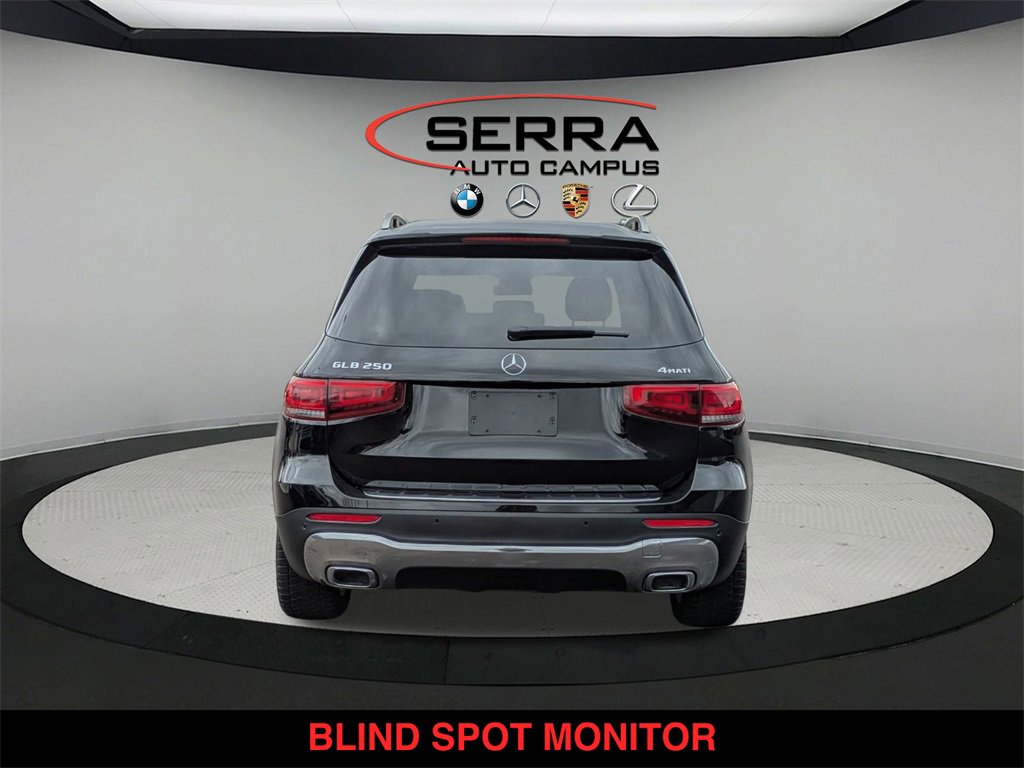 Used 2022 Mercedes-Benz GLB 250 4MATIC image 13