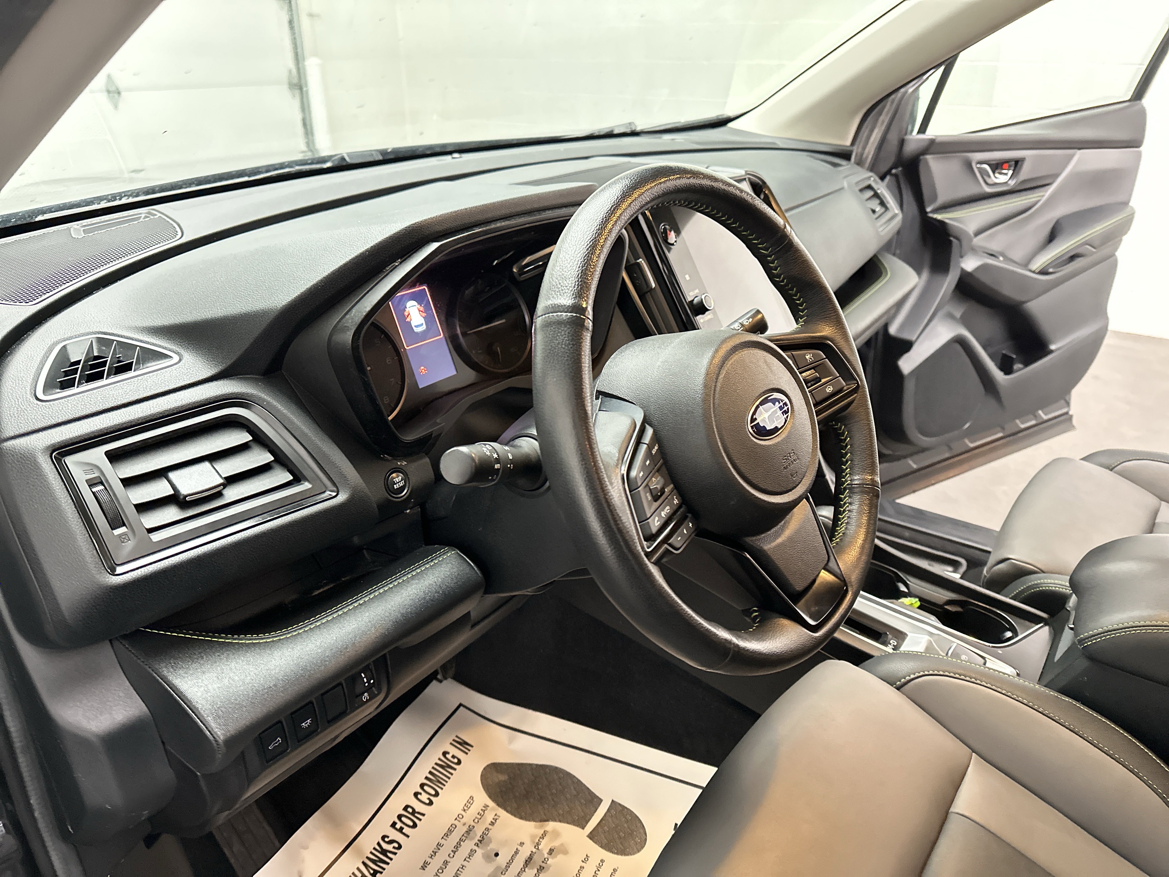 Used 2024 Subaru Ascent Onyx Edition image 16