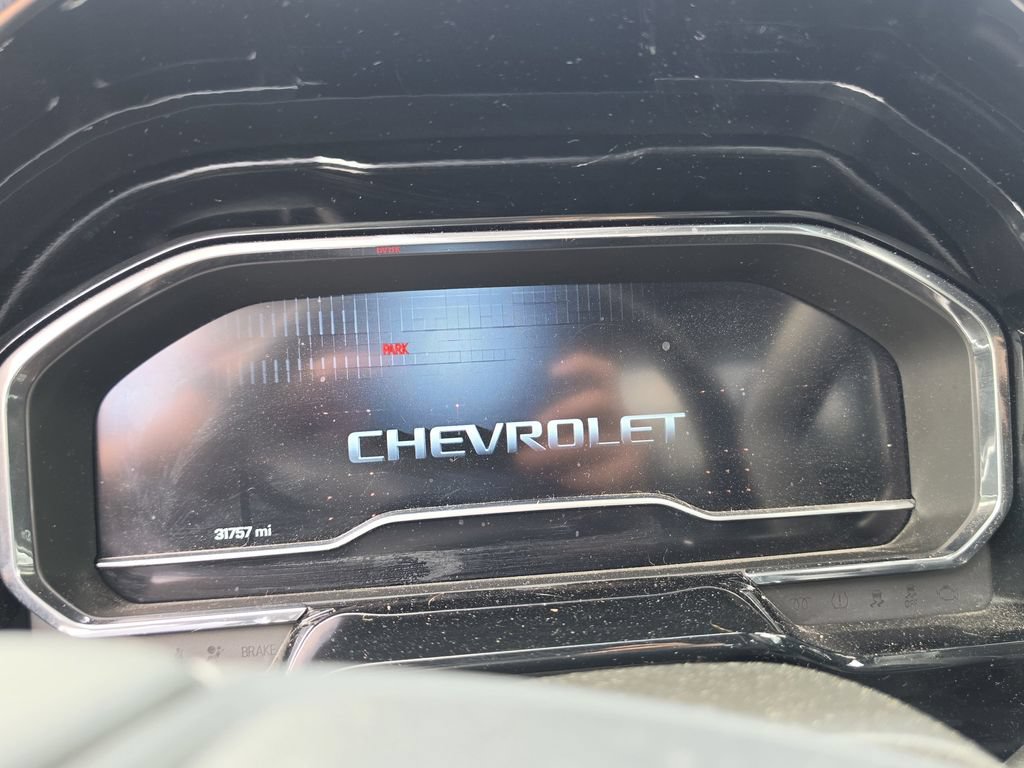 Used 2023 Chevrolet Silverado 1500 LT AWD/4WD image 10