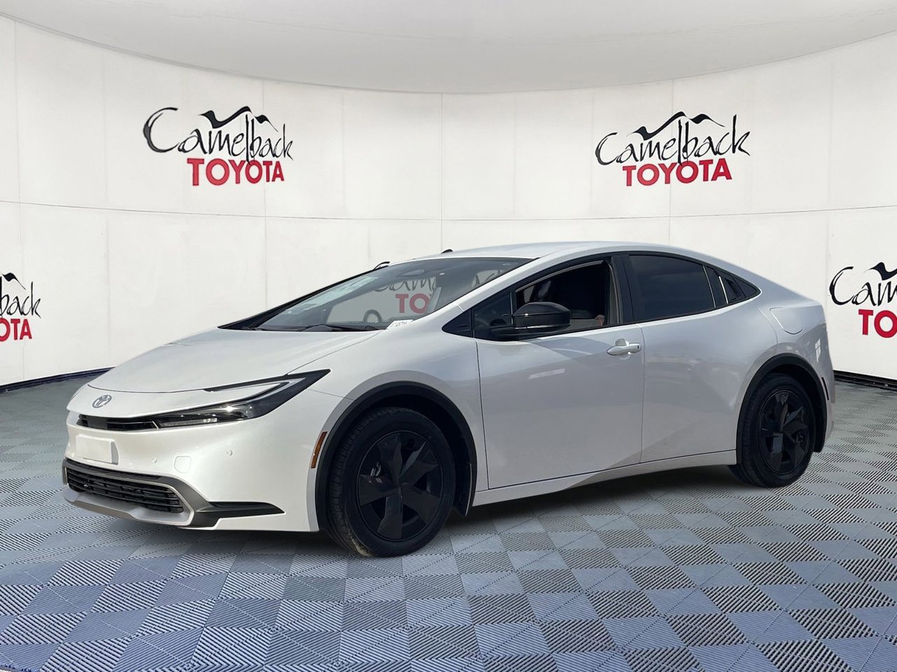 New 2026 Toyota Prius Plug-In Hybrid FWD image 4