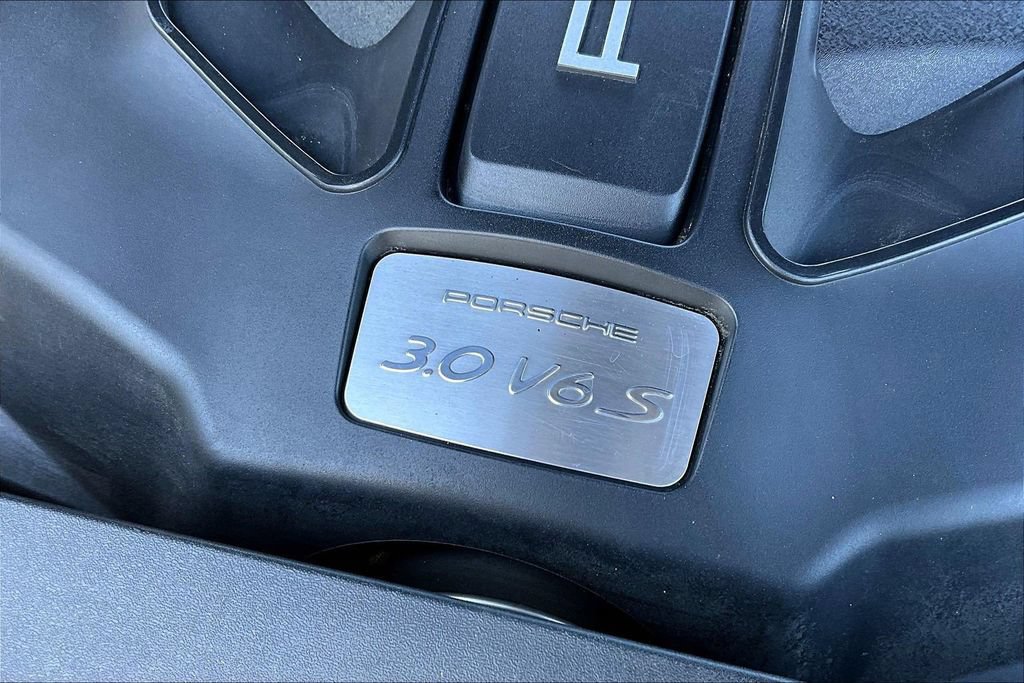 Used 2015 Porsche Macan S AWD/4WD image 31