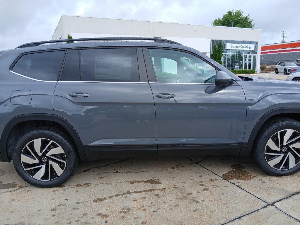 New 2026 Volkswagen Atlas SE FWD image 8