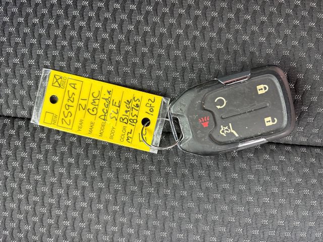Used 2021 GMC Acadia SLE w/ Driver Convenience Package FWD image 44