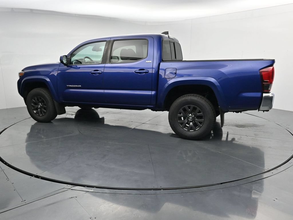 Used 2022 Toyota Tacoma SR5 AWD/4WD image 5
