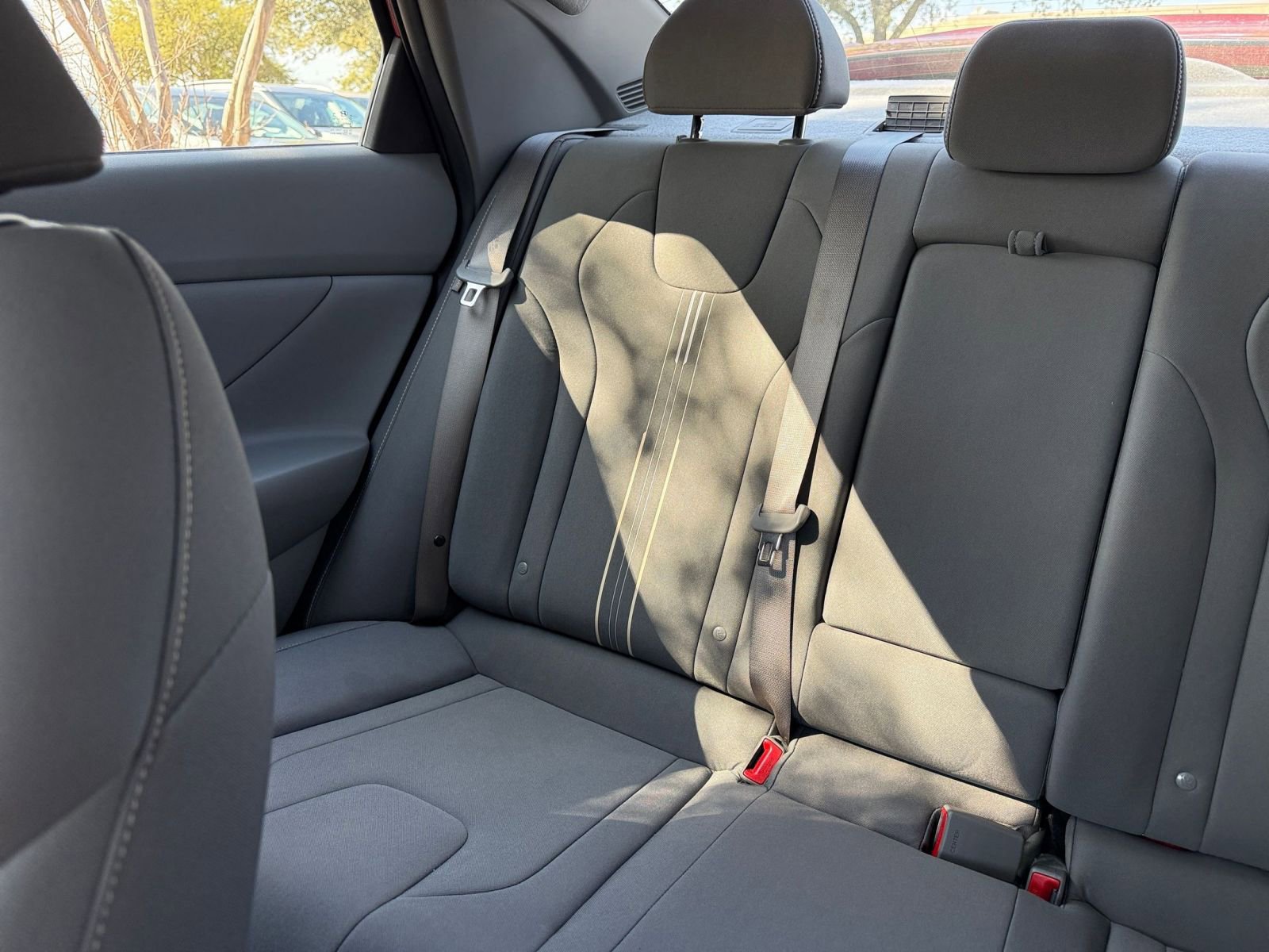 Used 2025 Hyundai Elantra SEL image 41