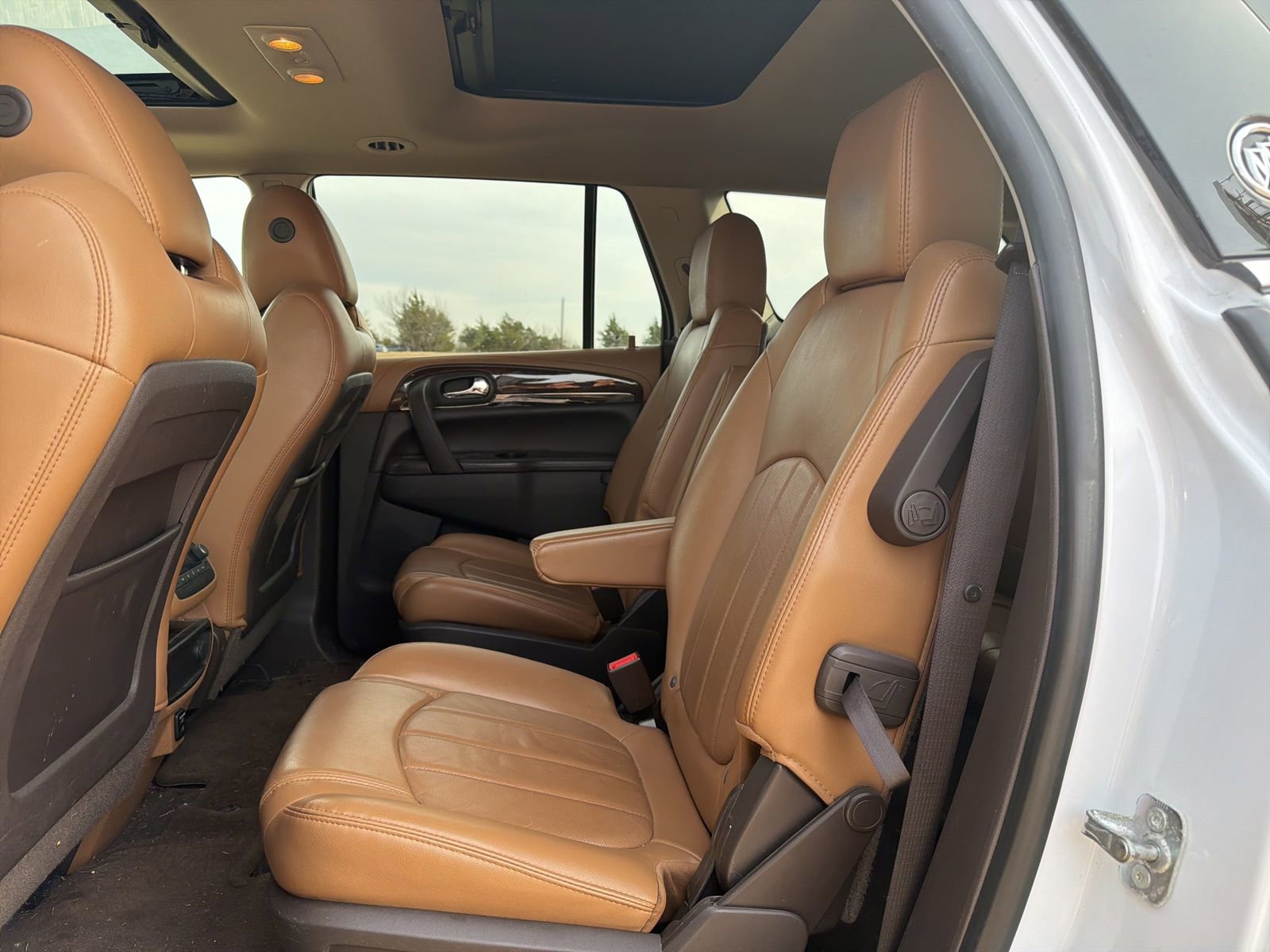 Used 2016 Buick Enclave Premium w/ Experience Buick Package image 8