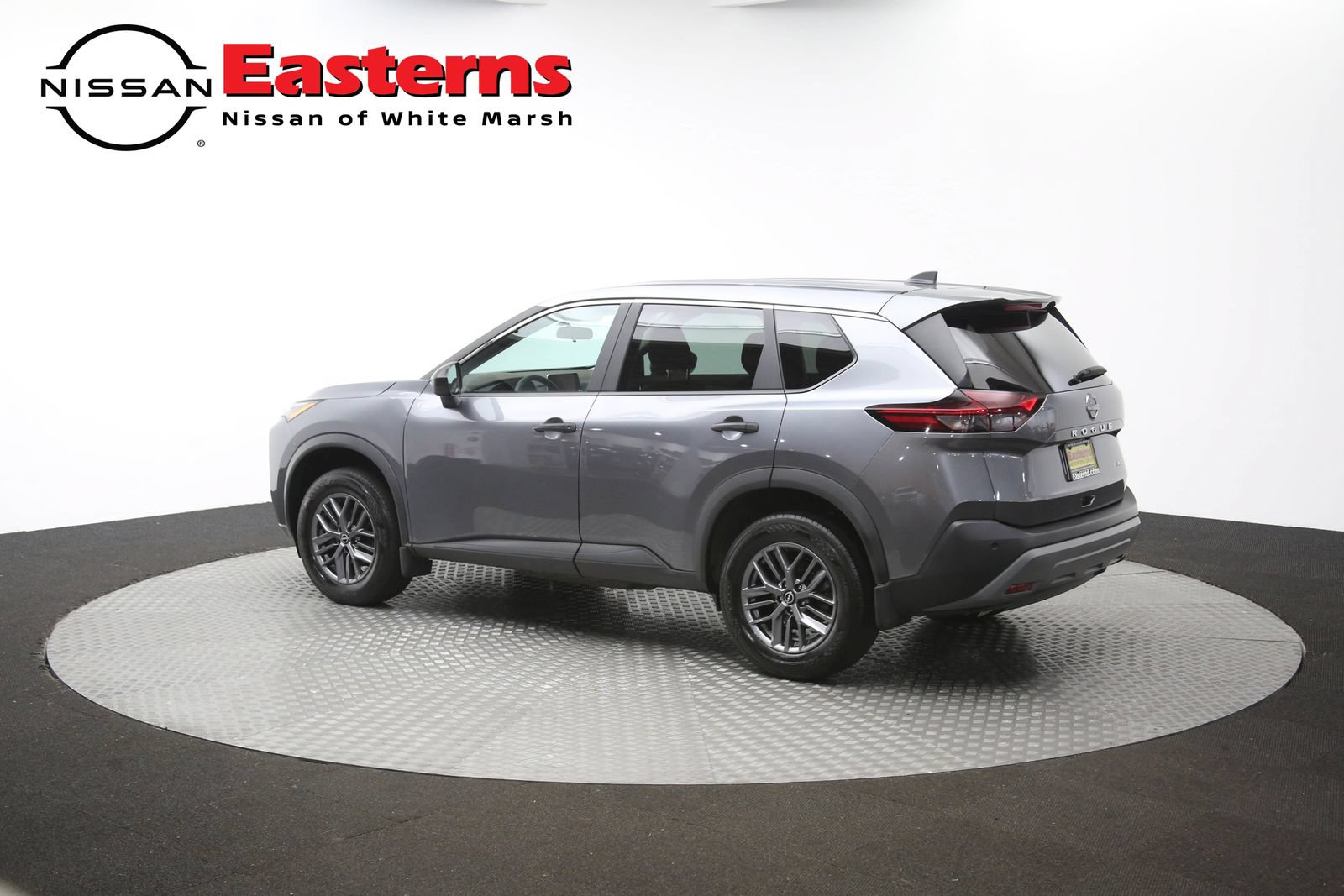 Used 2023 Nissan Rogue S AWD/4WD image 61