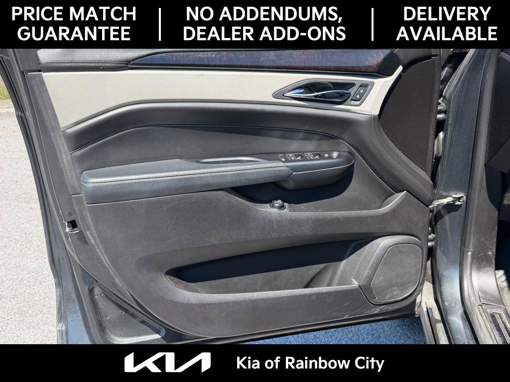 Used 2015 Cadillac SRX Luxury w/ Driver Awareness Package image 12