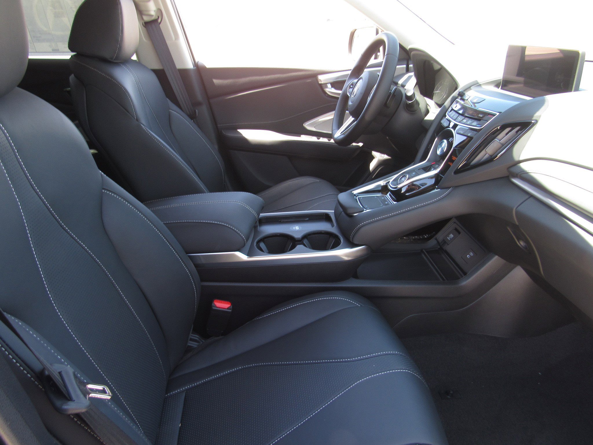 Used 2025 Acura RDX SH-AWD w/ Technology Package image 9