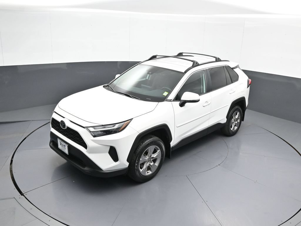 Used 2023 Toyota RAV4 XLE w/ XLE Grade Weather Package AWD/4WD image 33
