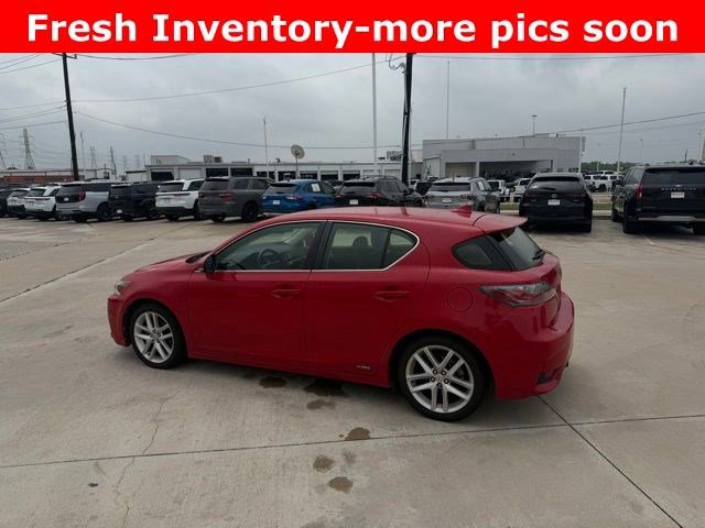 Used 2016 Lexus CT 200h w/ Accessory Package 2 FWD image 5