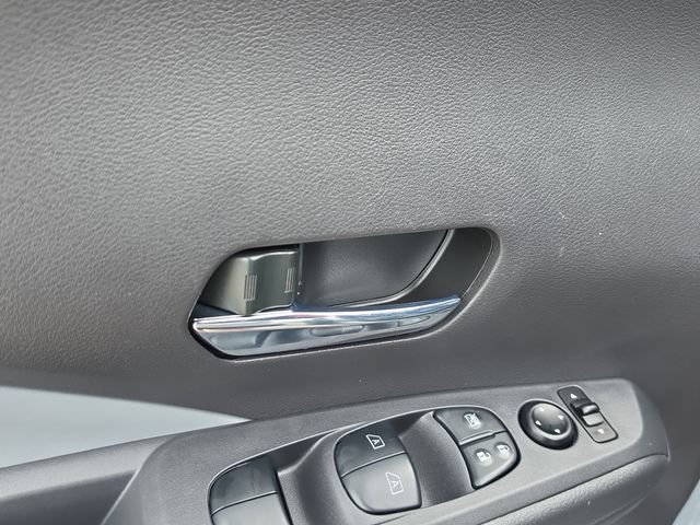 Certified 2024 Nissan Kicks SR w/ SR Premium Package FWD image 18