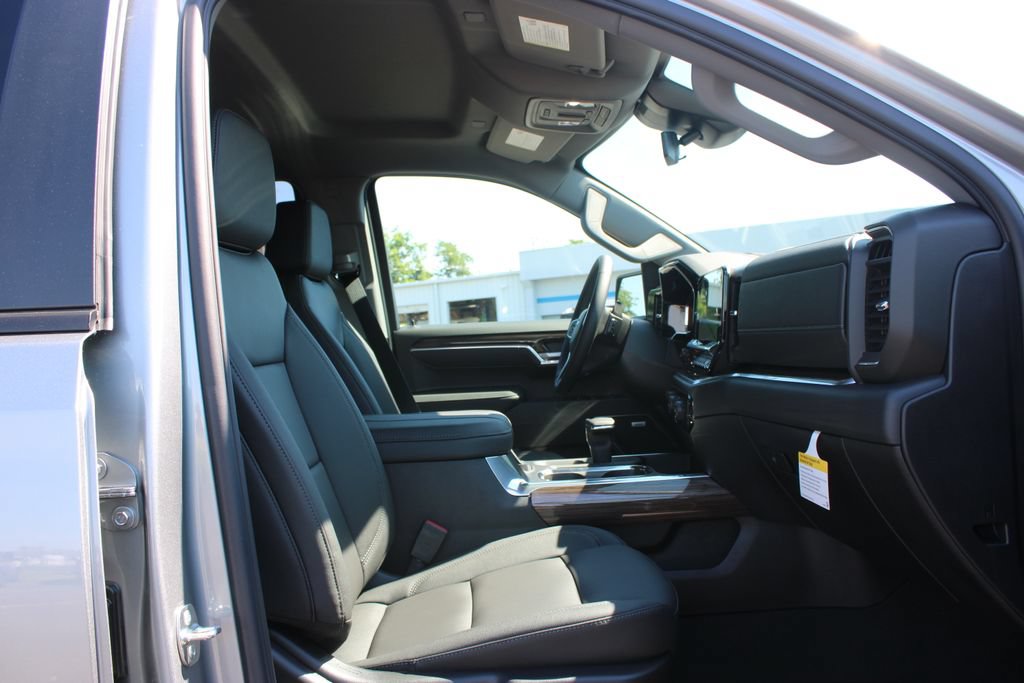 New 2026 Chevrolet Silverado 1500 RST w/ Safety Package AWD/4WD image 30