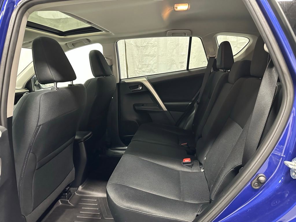 Used 2015 Toyota RAV4 XLE image 38