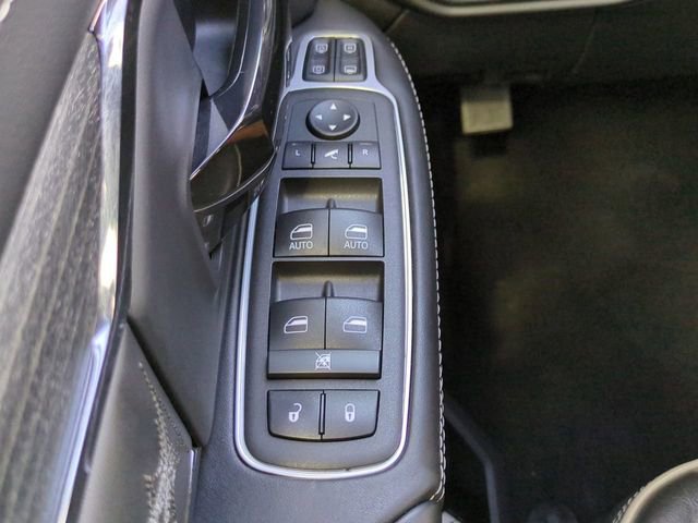 Used 2024 RAM 2500 Limited image 27