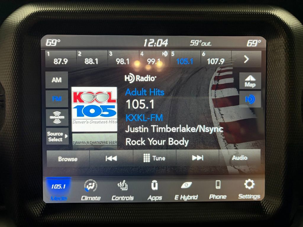 Used 2021 Jeep Wrangler Unlimited Rubicon 4xe w/ Steel Bumper Group image 26