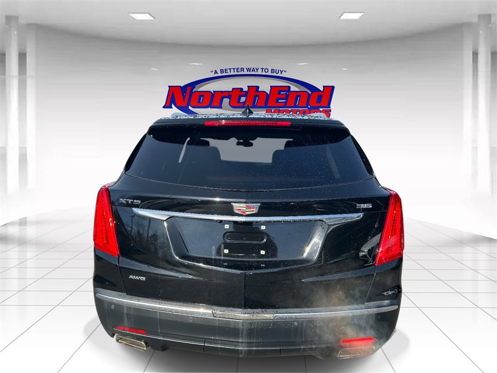 Used 2017 Cadillac XT5 Luxury image 4