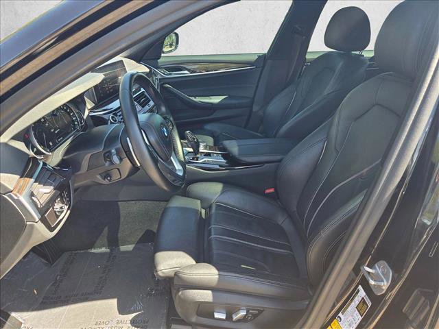 Used 2019 BMW 530e w/ Convenience Package RWD image 24
