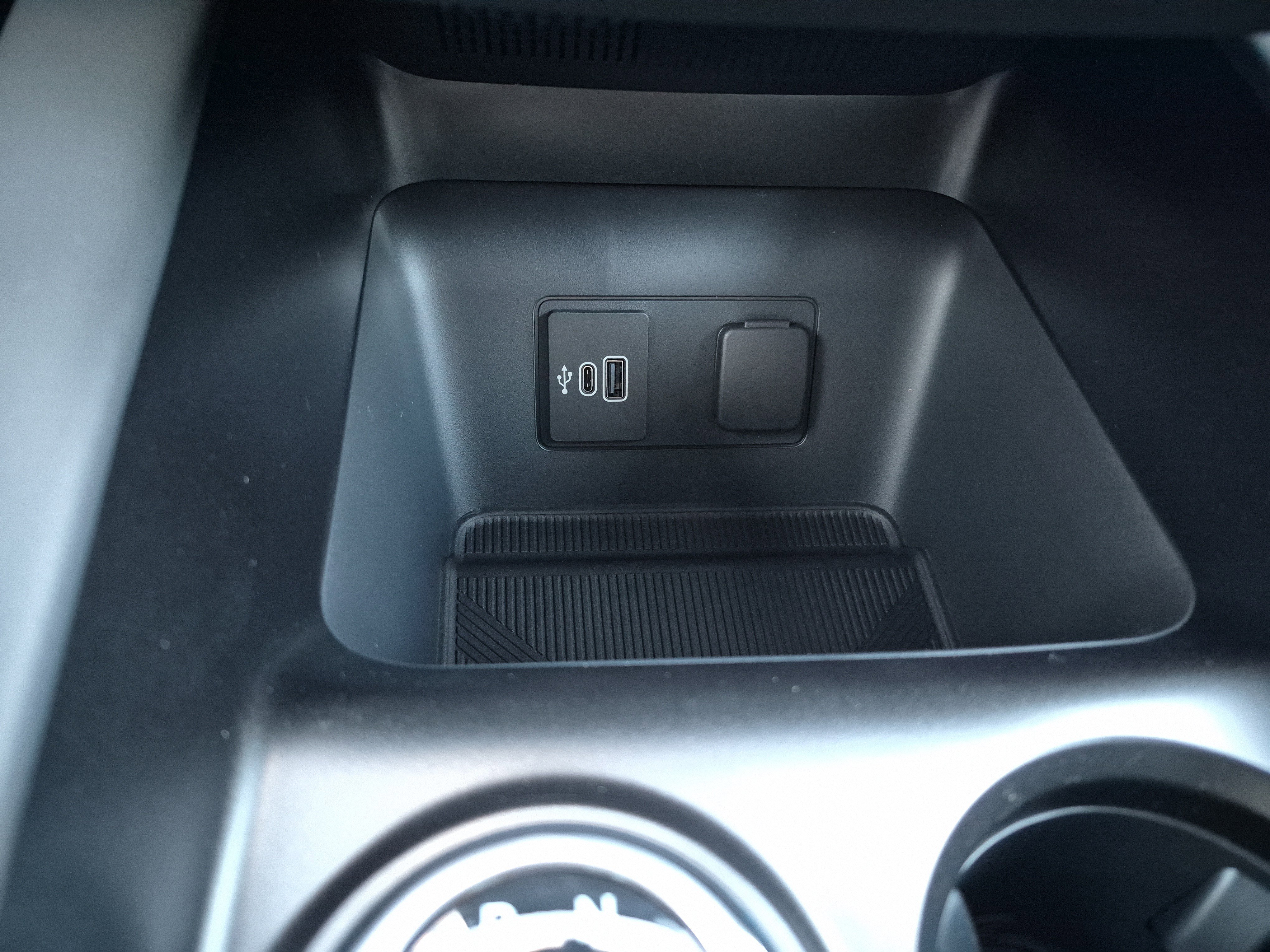 New 2026 Ford Explorer Active w/ Active Comfort Package image 30