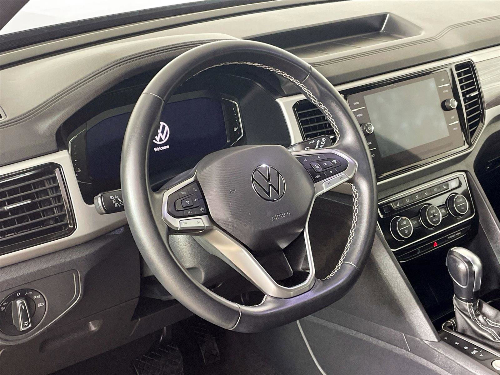 Used 2023 Volkswagen Atlas Cross Sport SE AWD/4WD image 18