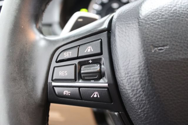Used 2015 BMW 750Li xDrive AWD/4WD image 24